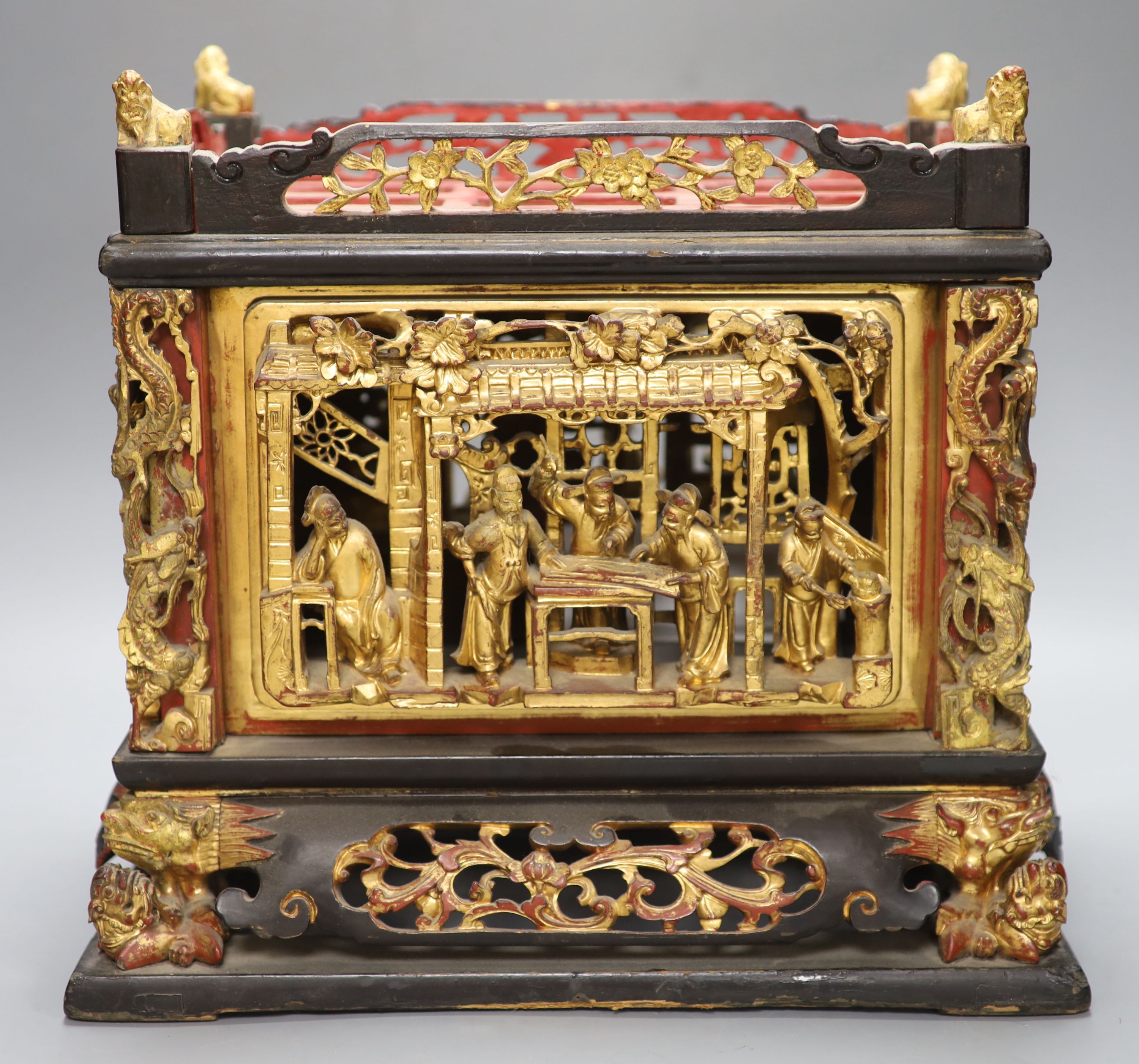 A 19th/20th century Chinese carved gilt lacquer offering box (chanab), height 32cm